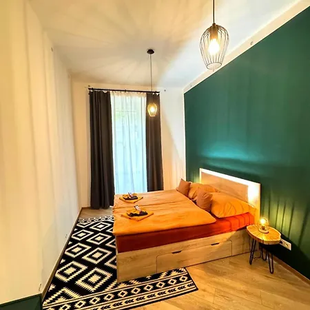 Modern Apartment In The Heart Of Vrsovice Prague Exterior photo