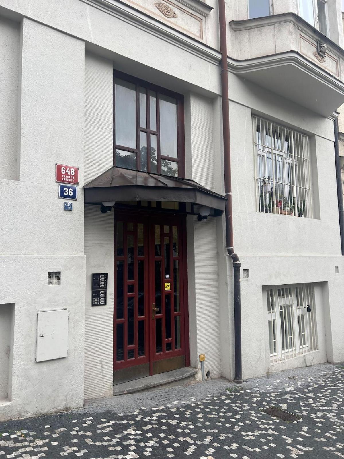 Appartement Modern In The Heart Of Vrsovice